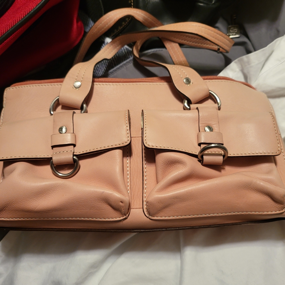 Fossil Cream and Peach Leather Interior